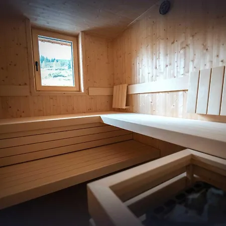 Schneerose Aparthotel 3*