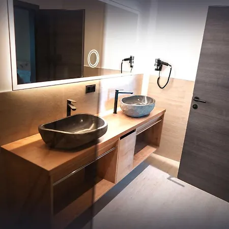 Schneerose Aparthotel 3*