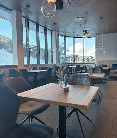 Schneerose Апарт-отель Зонненальпе-Насфельд